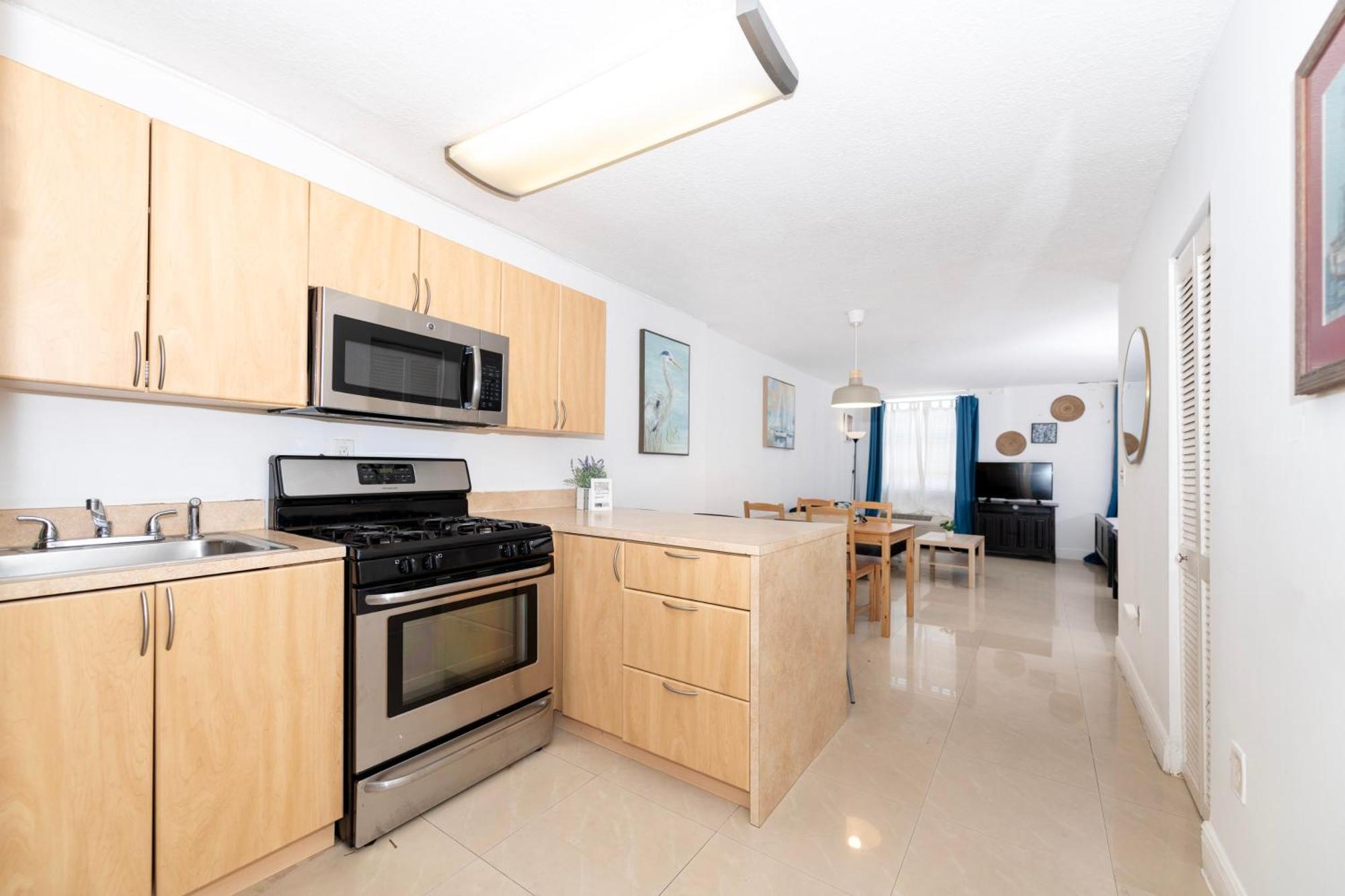 Sobe Apartments ไมอามีบีช ภายนอก รูปภาพ