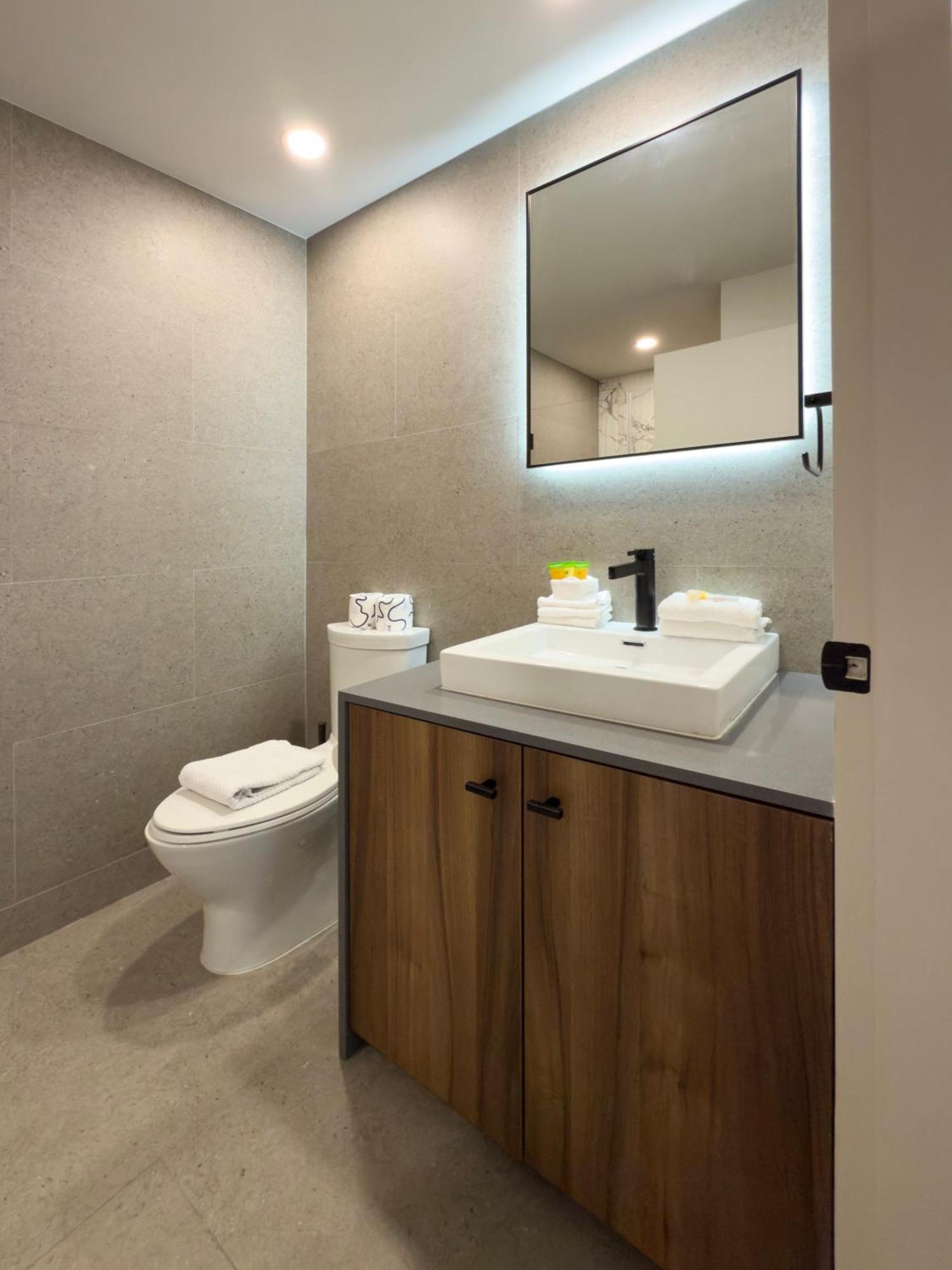 Sobe Apartments ไมอามีบีช ภายนอก รูปภาพ